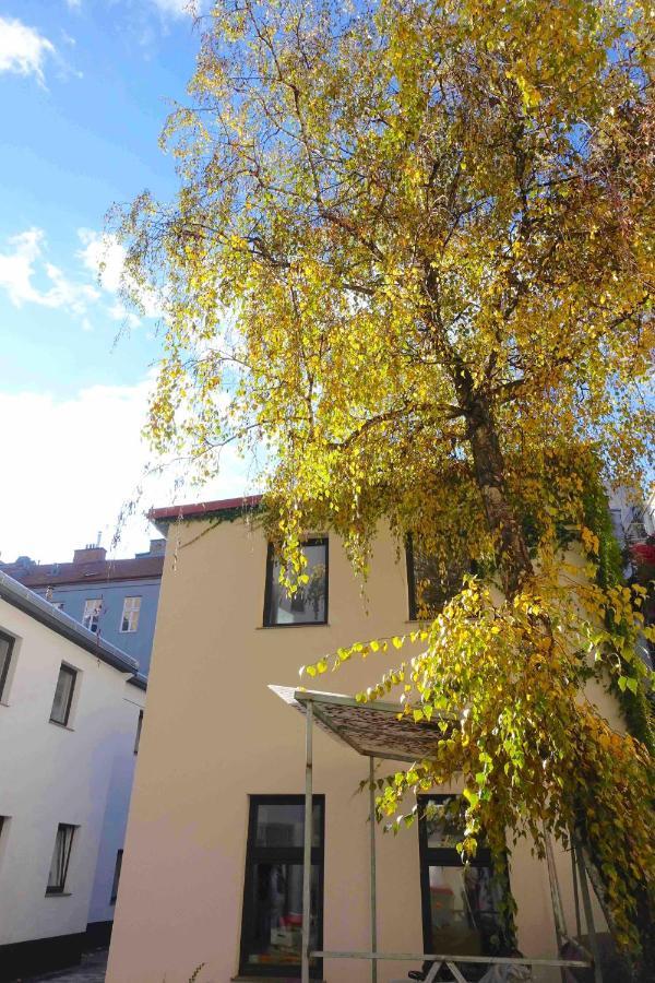 Ferienwohnung Studio u Parkplatz, zentrale Ruhelage neben Grünoase Wien Exterior foto